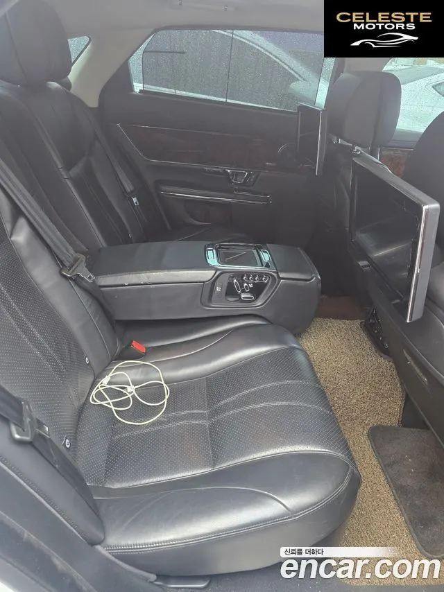 JAGUAR All New XJ 3.0D Premium Luxury LWB 2015 — photo 13 sur 15