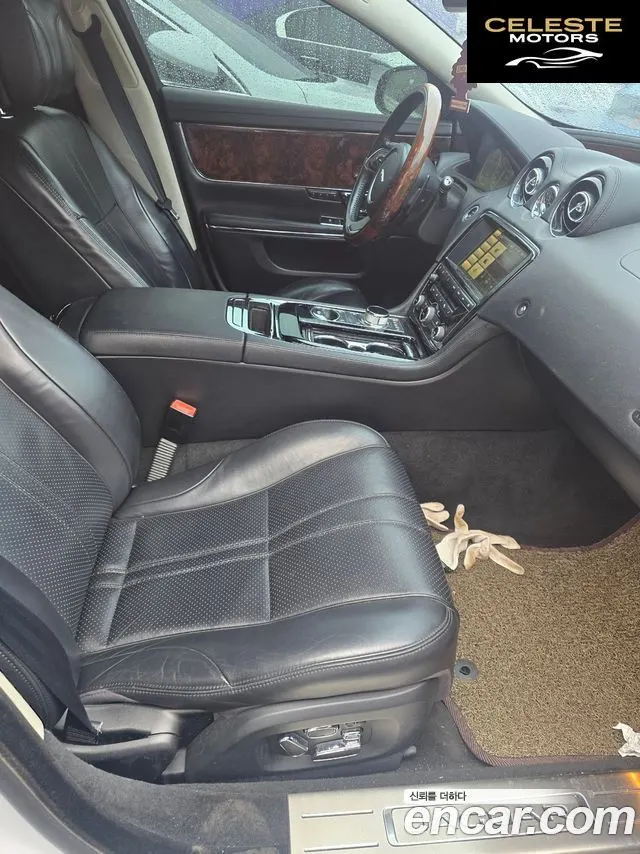 JAGUAR All New XJ 3.0D Premium Luxury LWB 2015 — photo 15 sur 15