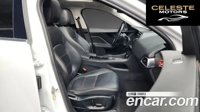 JAGUAR F-PACE 20d 2018 — photo 11 sur 20
