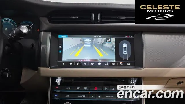 JAGUAR XF (X260) 20d AWD 2017 — photo 14 sur 26