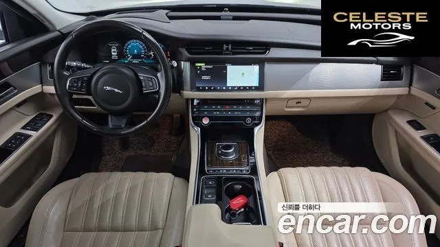 JAGUAR XF (X260) 20d AWD 2017 — photo 7 sur 26