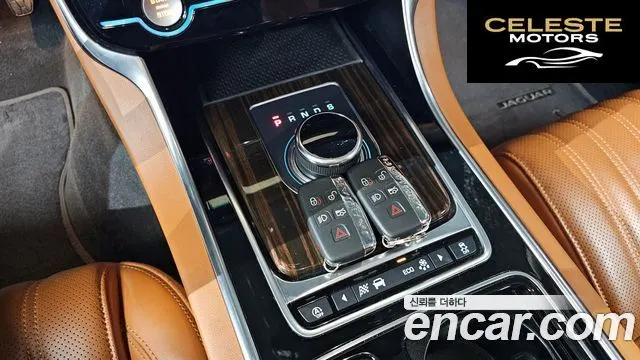 JAGUAR XF (X260) 20d AWD 2018 — photo 9 sur 20