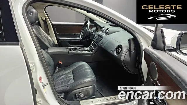 JAGUAR All New XJ 2.0 Luxury SWB 2016 — photo 11 sur 20