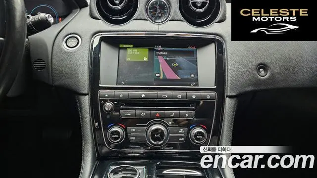 JAGUAR All New XJ 2.0 Luxury SWB 2016 — photo 14 sur 20