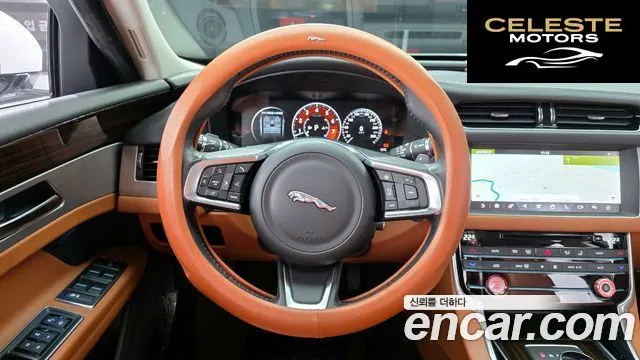 JAGUAR XF (X260) 25t 2018 — photo 13 sur 20