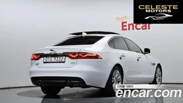 JAGUAR XF (X260) 25t 2018 — photo 2 sur 20