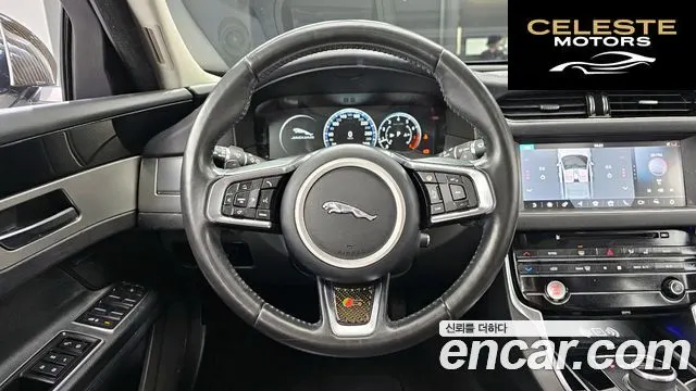 JAGUAR XF (X260) 25t 2018 — photo 13 sur 20