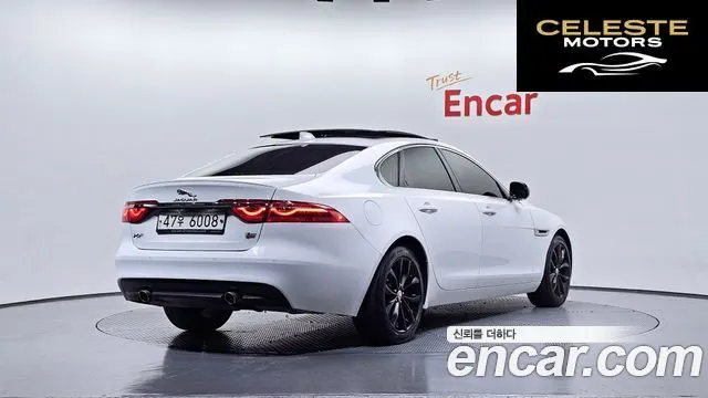 JAGUAR XF (X260) 25t 2018 — photo 2 sur 20