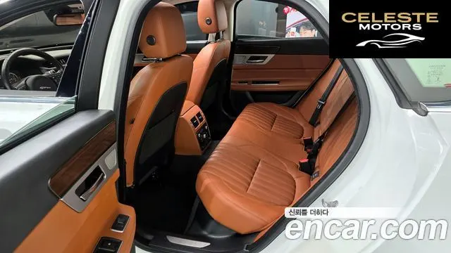 JAGUAR XF (X260) 20d 2017 — photo 12 sur 20