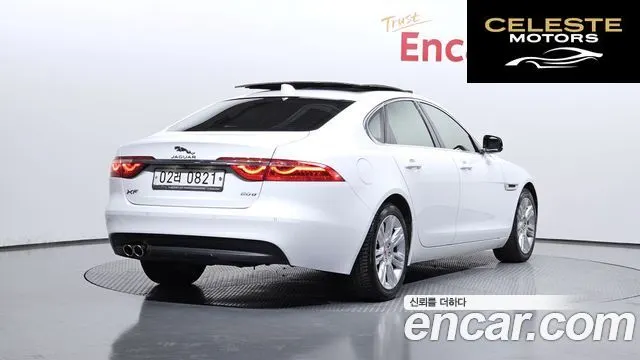JAGUAR XF (X260) 20d 2017 — photo 2 sur 20