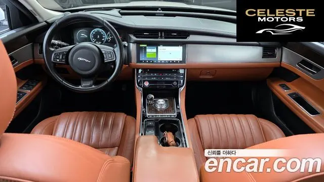 JAGUAR XF (X260) 20d 2017 — photo 7 sur 20