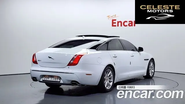 JAGUAR All New XJ 2.0 Luxury LWB 2013 — photo 2 sur 20