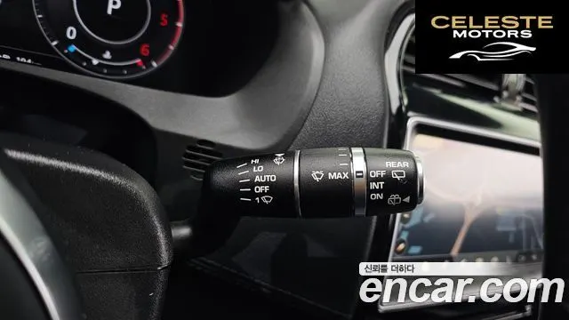 JAGUAR F-PACE 20d 2019 — photo 17 sur 20