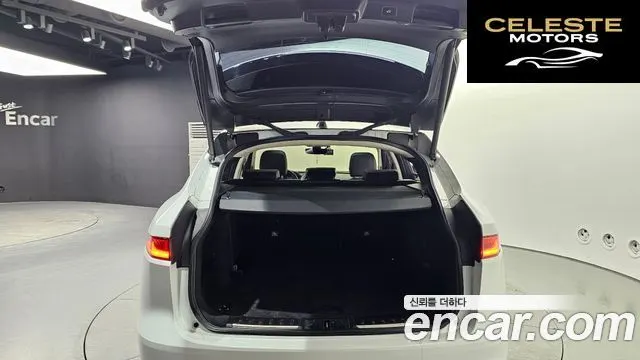 JAGUAR F-PACE 20d 2019 — photo 20 sur 20