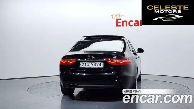 JAGUAR XF (X260) 20d 2018 — photo 4 sur 20