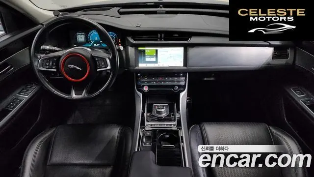 JAGUAR XF (X260) 20d 2018 — photo 7 sur 20