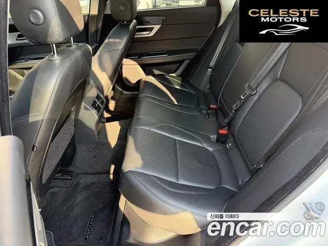 JAGUAR XF (X260) 25t 2018 — photo 10 sur 26