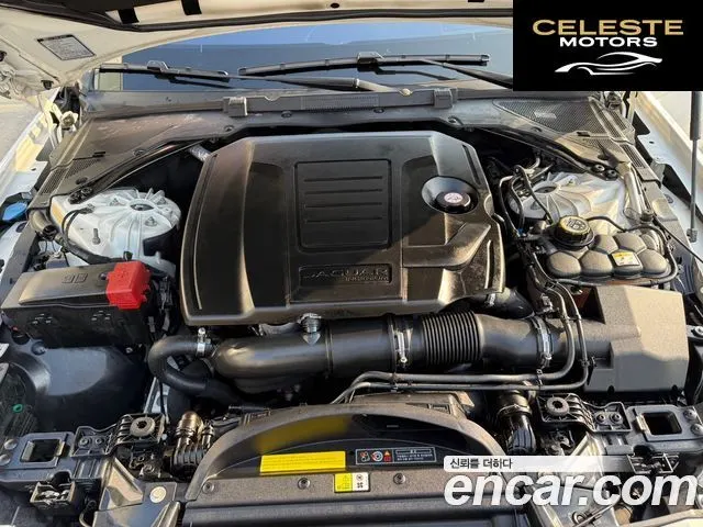 JAGUAR XF (X260) 25t 2018 — photo 12 sur 26