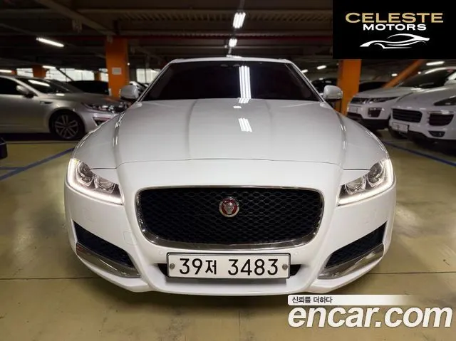 JAGUAR XF (X260) 25t 2018 — photo 2 sur 26