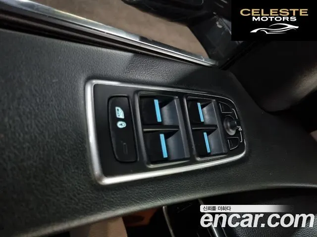JAGUAR F-PACE 20d 2018 — photo 12 sur 26