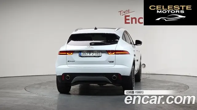 JAGUAR E-PACE P250 SE 2020 — photo 3 sur 20