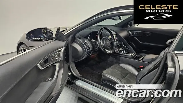 JAGUAR F-TYPE P300 Coupé 2019 — photo 11 sur 26