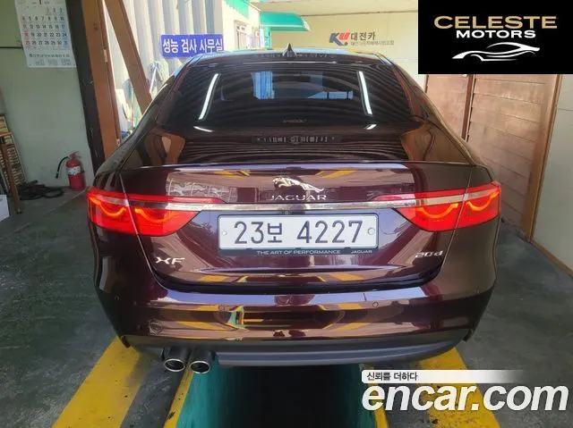 JAGUAR XF (X260) 20d 2017 — photo 4 sur 26