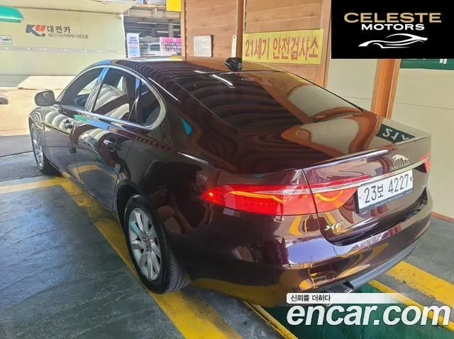 JAGUAR XF (X260) 20d 2017 — photo 5 sur 26