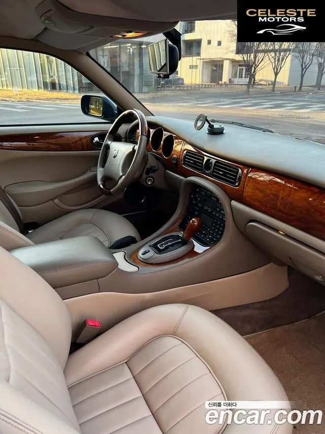 JAGUAR XJ-8 3.2 1998 — photo 6 sur 12