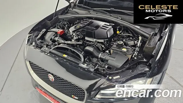 JAGUAR F-PACE 30d S 2017 — photo 6 sur 20
