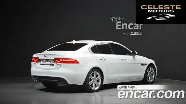 JAGUAR XE 20d 2016 — photo 2 sur 20