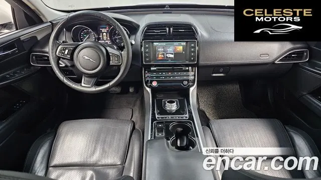 JAGUAR XE 20d 2016 — photo 7 sur 20