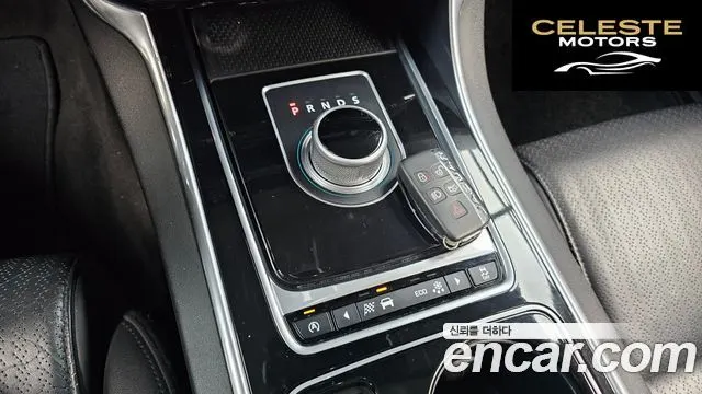 JAGUAR XE 20d 2016 — photo 9 sur 20