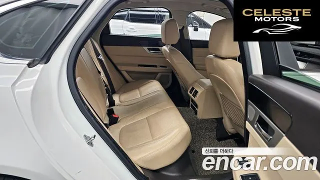 JAGUAR XF (X260) 20d 2016 — photo 12 sur 26