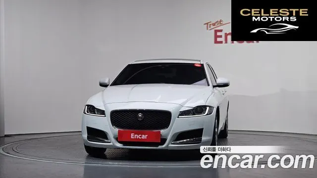 JAGUAR XF (X260) 20d 2016 — photo 3 sur 26