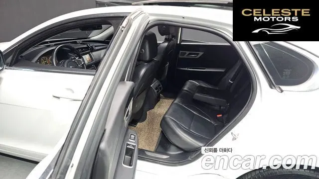 JAGUAR XF (X260) 20d AWD 2018 — photo 13 sur 20