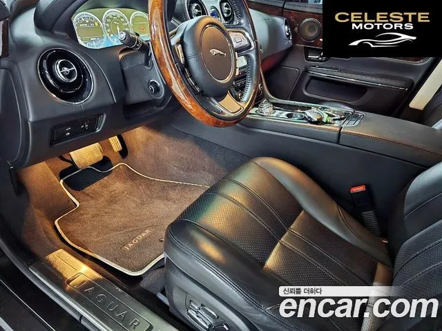 JAGUAR All New XJ 3.0D Premium Luxury LWB 2011 — photo 15 sur 26
