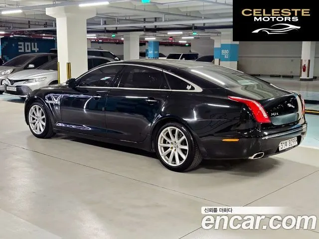 JAGUAR All New XJ 3.0D Premium Luxury LWB 2011 — photo 5 sur 26