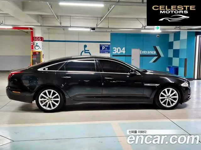 JAGUAR All New XJ 3.0D Premium Luxury LWB 2011 — photo 8 sur 26