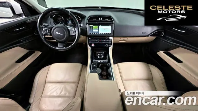 JAGUAR XE 20d AWD 2017 — photo 24 sur 26