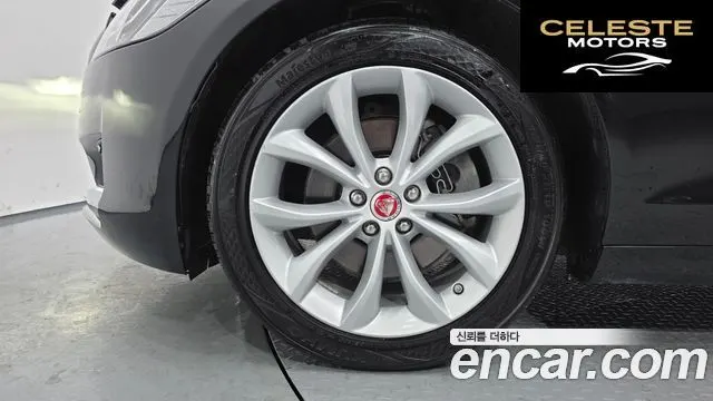 JAGUAR XF (X260) 25t 2019 — photo 5 sur 20