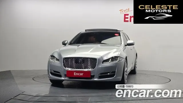JAGUAR All New XJ 3.0D Premium Luxury LWB 2017 — photo 23 sur 26
