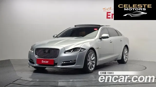JAGUAR All New XJ 3.0D Premium Luxury LWB 2017 — photo 3 sur 26