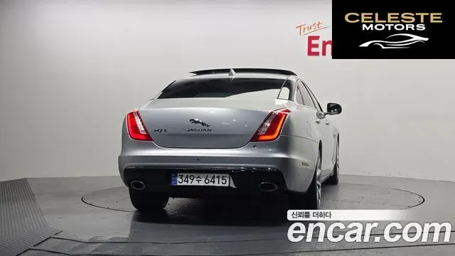 JAGUAR All New XJ 3.0D Premium Luxury LWB 2017 — photo 4 sur 26