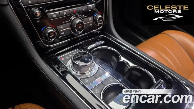 JAGUAR All New XJ 3.0D Premium Luxury LWB 2017 — photo 9 sur 26