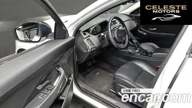 JAGUAR E-PACE P250 SE 2018 — photo 12 sur 20