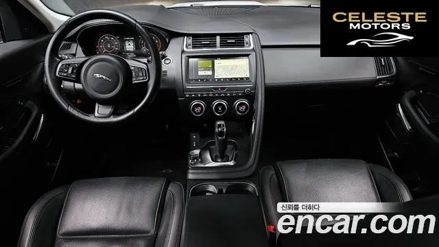 JAGUAR E-PACE P250 SE 2018 — photo 7 sur 20