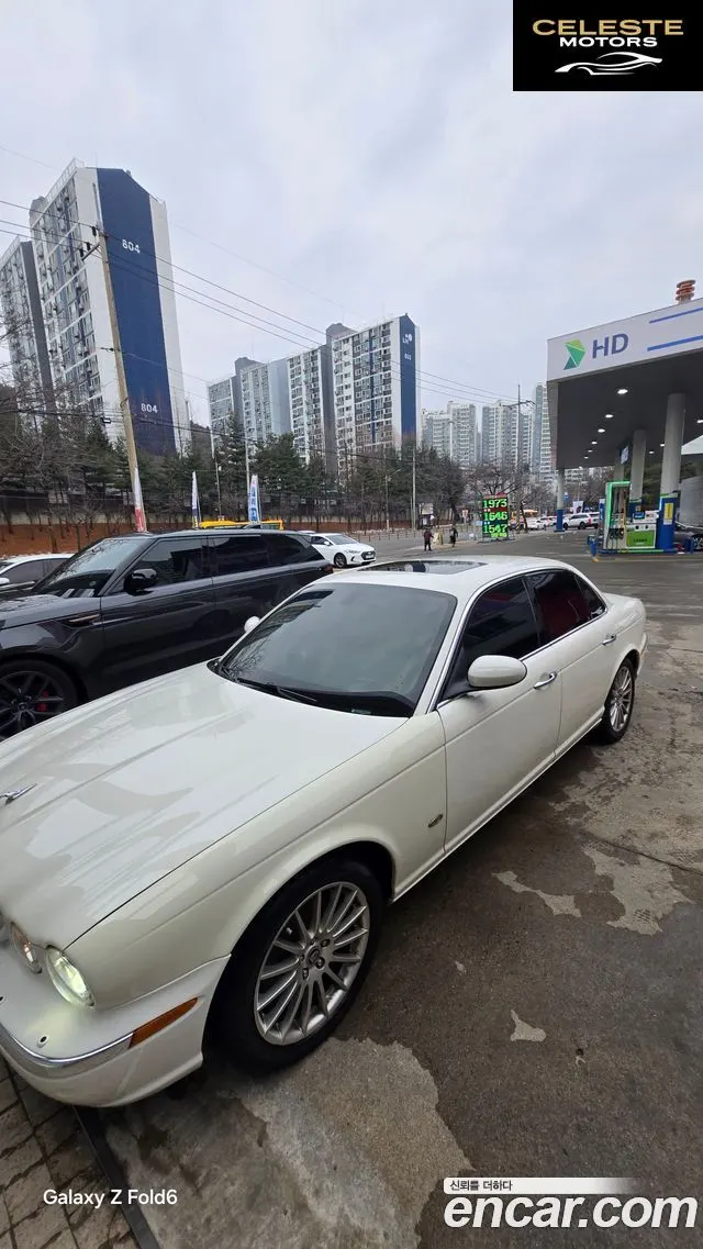 JAGUAR New XJ 2.7D SWB 2007 — photo 4 sur 26