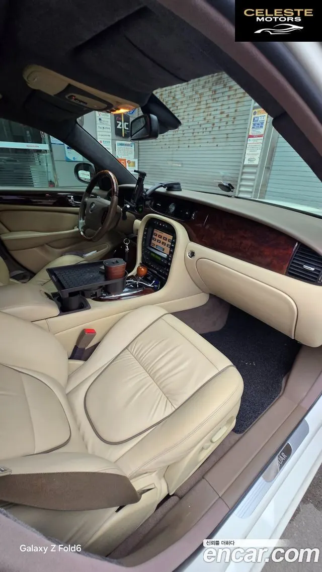 JAGUAR New XJ 2.7D SWB 2007 — photo 9 sur 26