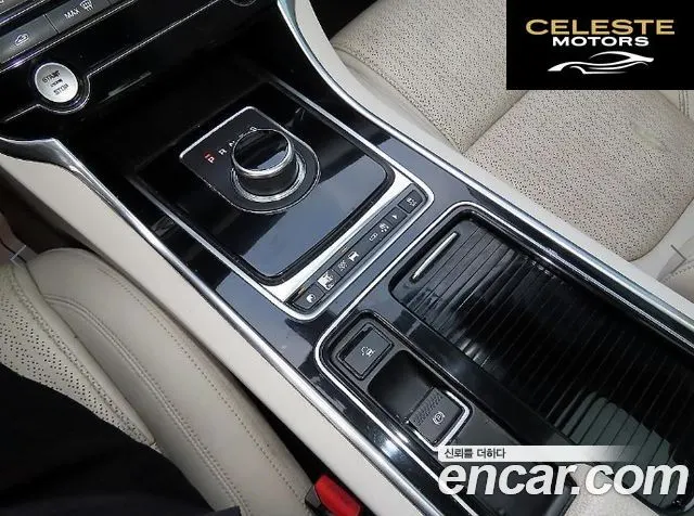 JAGUAR XF (X260) 25t 2017 — photo 11 sur 26